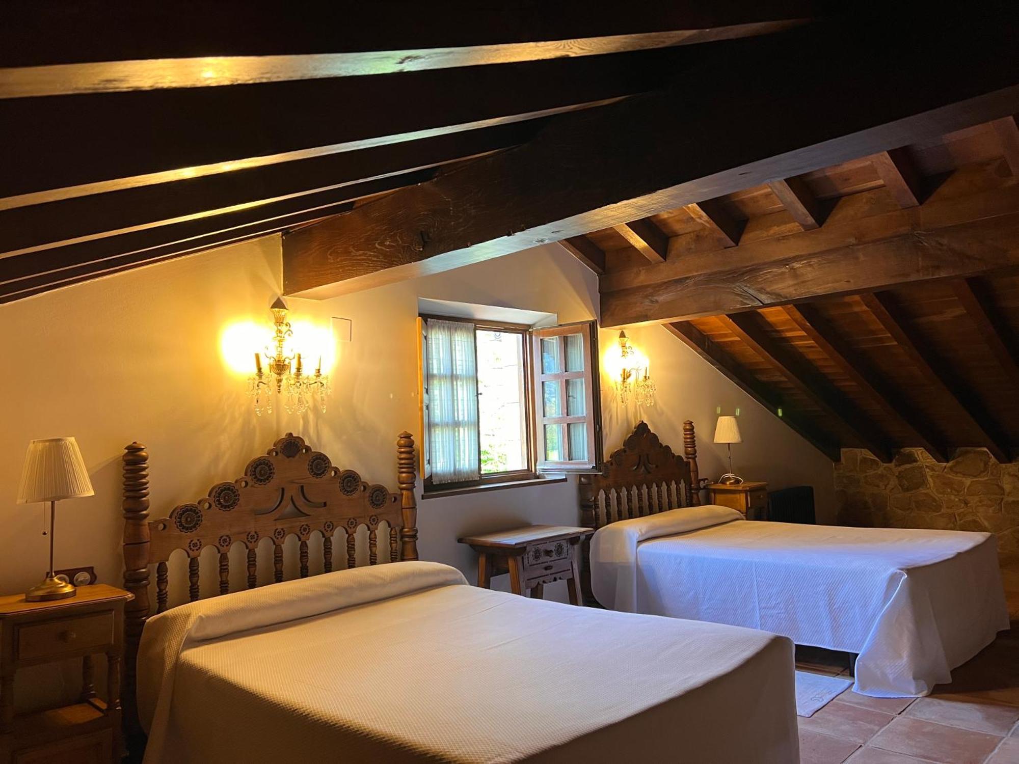 Apartamentos Villa Julieta Ruente ภายนอก รูปภาพ